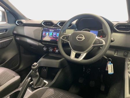 2026-Nissan-Magnite-10-Visia_8