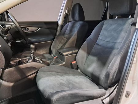 2018-Nissan-X-Trail-20-Visia_17