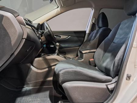 2018-Nissan-X-Trail-20-Visia_19