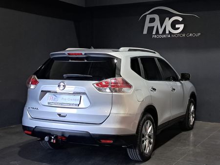 2018-Nissan-X-Trail-20-Visia_5