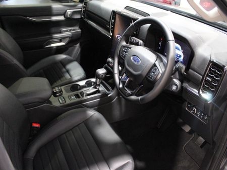 2025-Ford-Everest-20D-Bi-Turbo-Sport-4x4-Auto_9