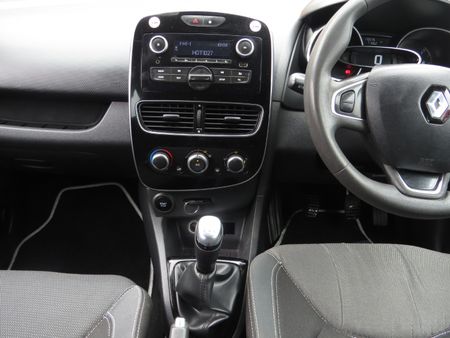2018-Renault-Clio-IV-900T-Expression-5-dr-66kW_14