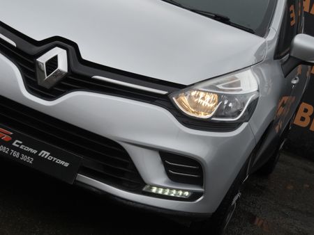 2018-Renault-Clio-IV-900T-Expression-5-dr-66kW_2