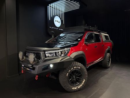 2019-Toyota-Hilux-28-GD-6-GR-S-4x4-Auto-Double-Cab_0