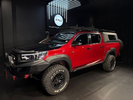 2019-Toyota-Hilux-28-GD-6-GR-S-4x4-Auto-Double-Cab_3