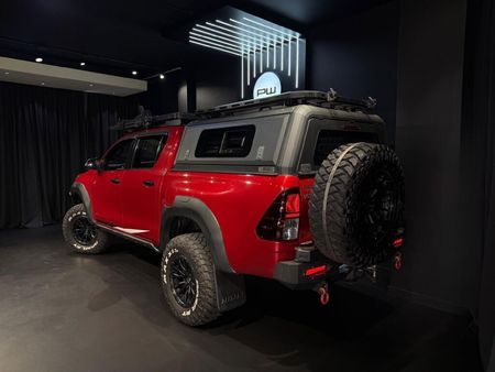 2019-Toyota-Hilux-28-GD-6-GR-S-4x4-Auto-Double-Cab_4
