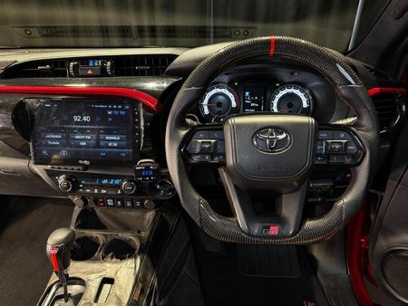 2019-Toyota-Hilux-28-GD-6-GR-S-4x4-Auto-Double-Cab_7