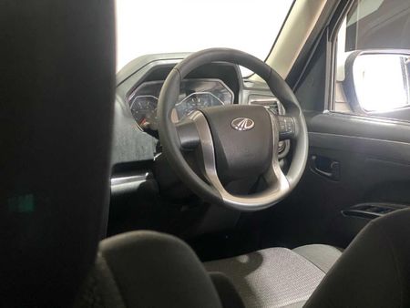 2023-Mahindra-Pik-Up-22-mHawk-S6-Refresh-4x4-Auto-Double-Cab_22