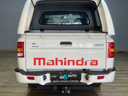 2023-Mahindra-Pik-Up-22-mHawk-S6-Refresh-4x4-Auto-Double-Cab_24