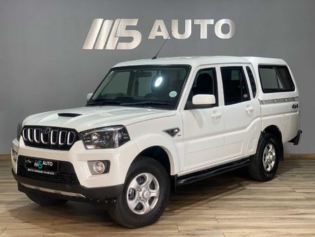 2023-Mahindra-Pik-Up-22-mHawk-S6-Refresh-4x4-Auto-Double-Cab_29