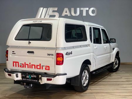 2023-Mahindra-Pik-Up-22-mHawk-S6-Refresh-4x4-Auto-Double-Cab_7
