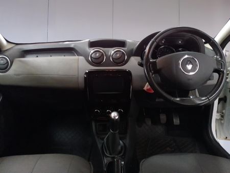 2016-Renault-Duster-16-Dynamique_17