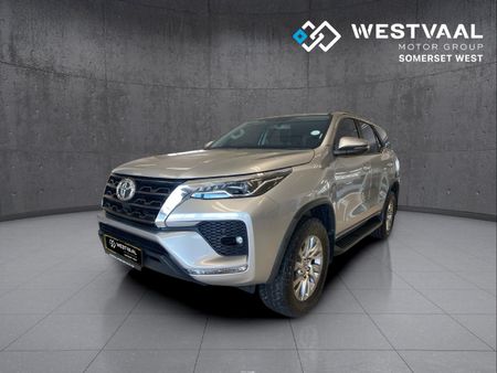 2021-Toyota-Fortuner-28-GD-6-Raised-Body-Auto_2