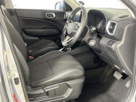 2020-Hyundai-Venue-10-TGDI-Fluid-Auto_9