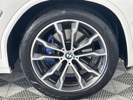2020-BMW-X4-M40i_5