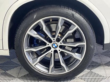 2020-BMW-X4-M40i_6