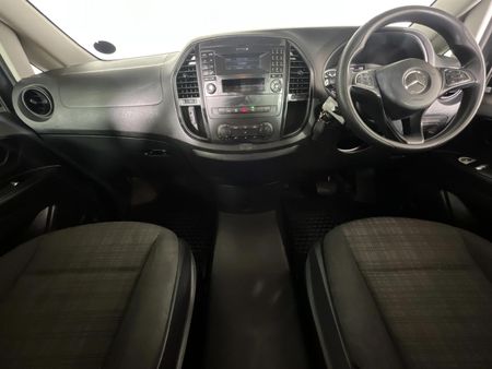 2019-Mercedes-Benz-Vito-116-22-CDI-Tourer-Pro-Auto_1