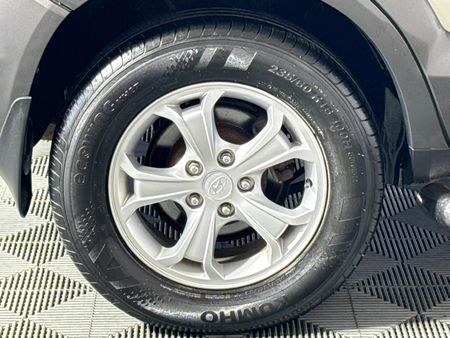 2009-Hyundai-Tucson-27-V6-GLS-Auto_7