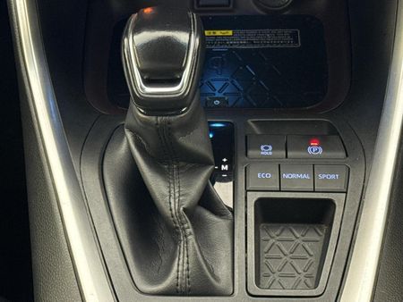 2019-Toyota-RAV4-20-VX-Auto_10