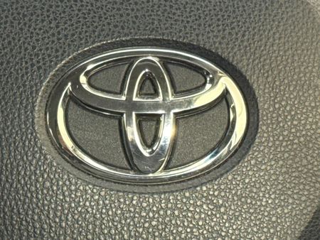 2019-Toyota-RAV4-20-VX-Auto_11