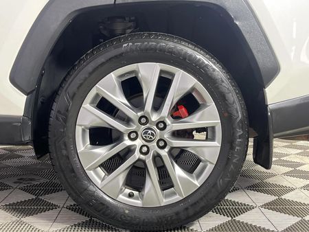 2019-Toyota-RAV4-20-VX-Auto_6