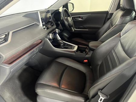 2019-Toyota-RAV4-20-VX-Auto_8