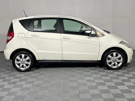 2012-Mercedes-Benz-A-Class-A-180-CDI-Classic-Auto_15