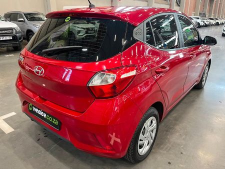 2023-Hyundai-Grand-i10-10-Motion_2