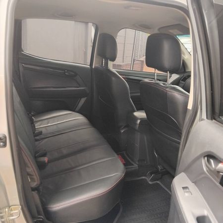 2021-Isuzu-D-Max-250-HO-X-Rider-Auto-LTD-Double-Cab_4