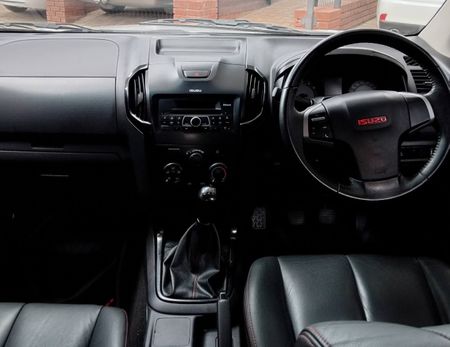 2021-Isuzu-D-Max-250-HO-X-Rider-Auto-LTD-Double-Cab_5