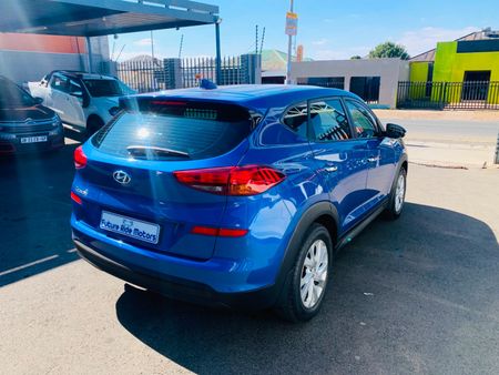 2019-Hyundai-Tucson-20-Premium-Auto_10