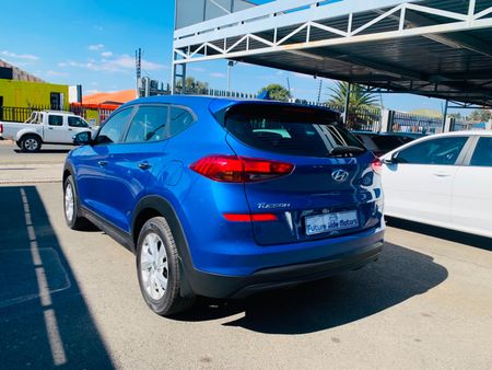 2019-Hyundai-Tucson-20-Premium-Auto_12