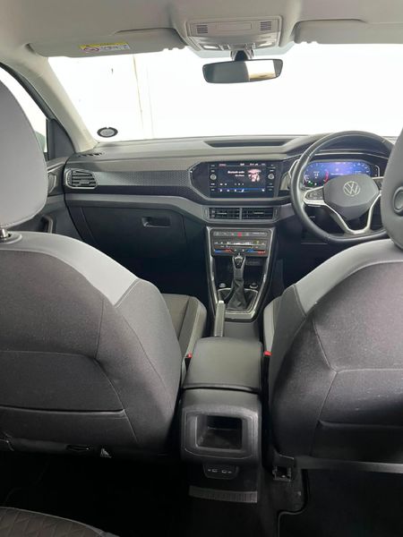 2022-Volkswagen-T-Cross-15-TSI-R-Line-Auto_13