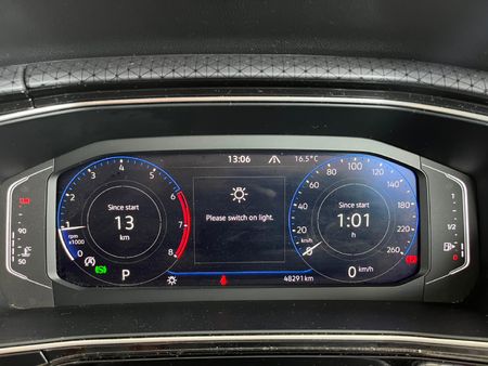 2022-Volkswagen-T-Cross-15-TSI-R-Line-Auto_15