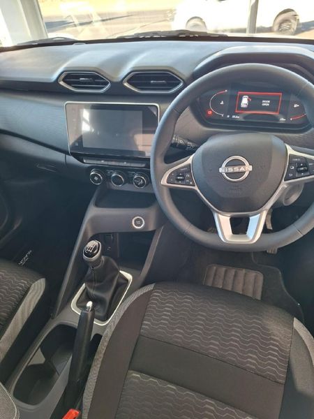 2026-Nissan-Magnite-10T-Acenta_4