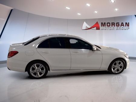 2017-Mercedes-Benz-C-Class-C-220-Bluetec-Auto_7