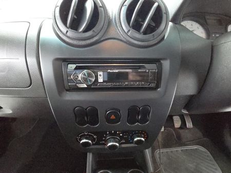 2023-Nissan-NP200-16-AC-Safety-Pack_19