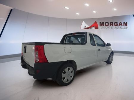 2023-Nissan-NP200-16-AC-Safety-Pack_6