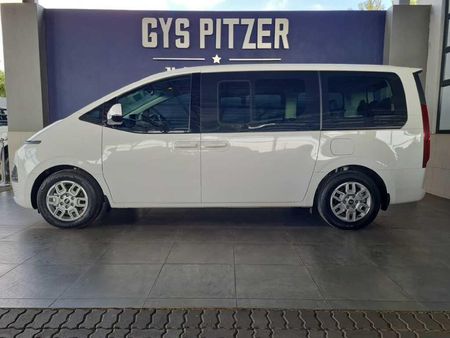 2024-Hyundai-Staria-22d-Executive-Auto-11-Seat_5