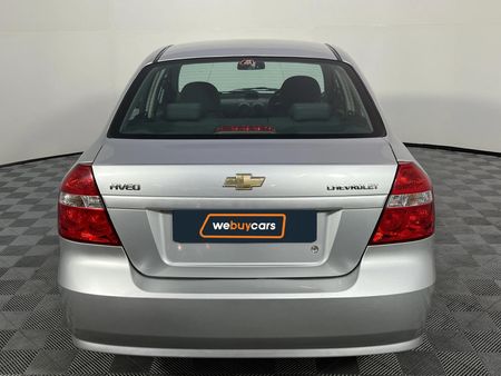 2011-Chevrolet-Aveo-16-L_16