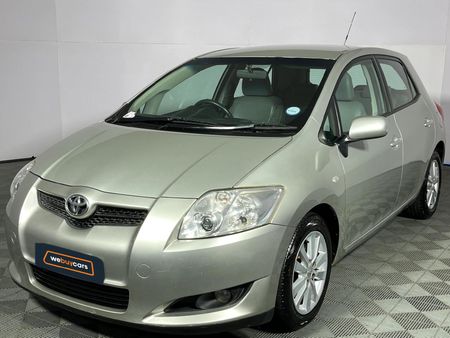 2009-Toyota-Auris-200D-RS_0