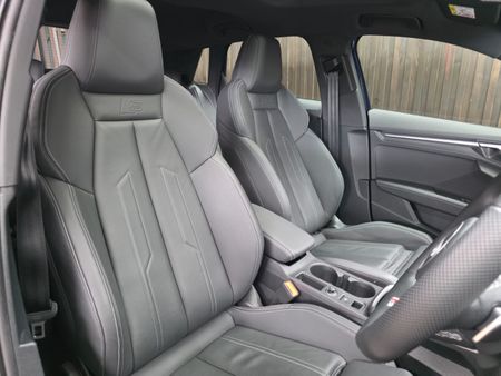 2024-Audi-A3-Sportback-Black-Edition-35-TFSI_11