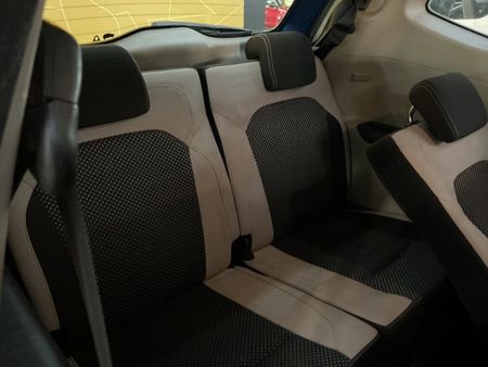 2021-Renault-Triber-10-Intens_9