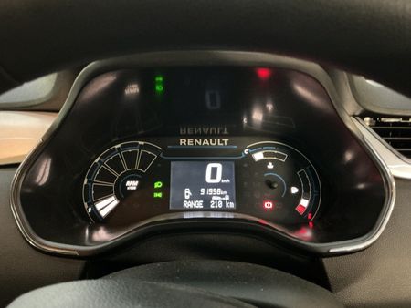 2021-Renault-Triber-10-Intens_16