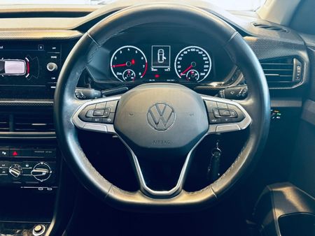 2023-Volkswagen-T-Cross-10-TSI-Comfortline_9