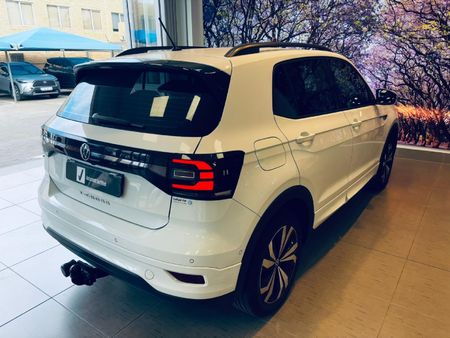 2023-Volkswagen-T-Cross-10-TSI-Comfortline_6