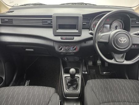 2026-Toyota-Rumion-15-S_21