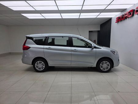 2026-Toyota-Rumion-15-S_4