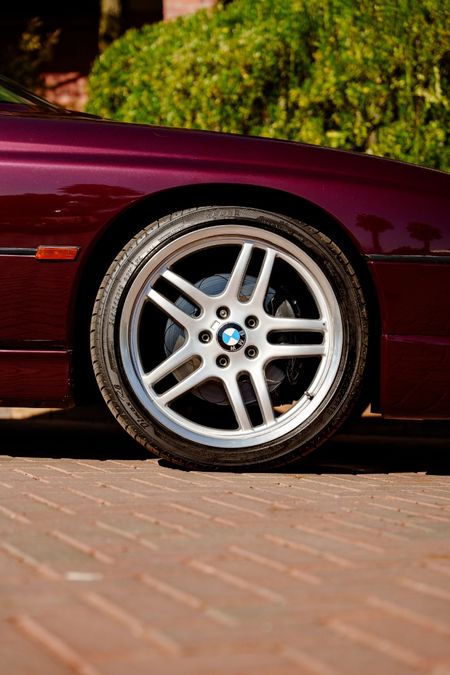1994-BMW-8-Series-840ci-individual_11