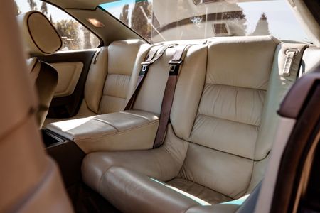 1994-BMW-8-Series-840ci-individual_19